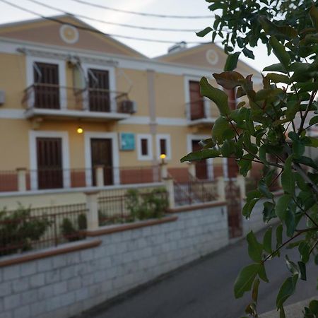Villa Pinotsi Symi Bagian luar foto