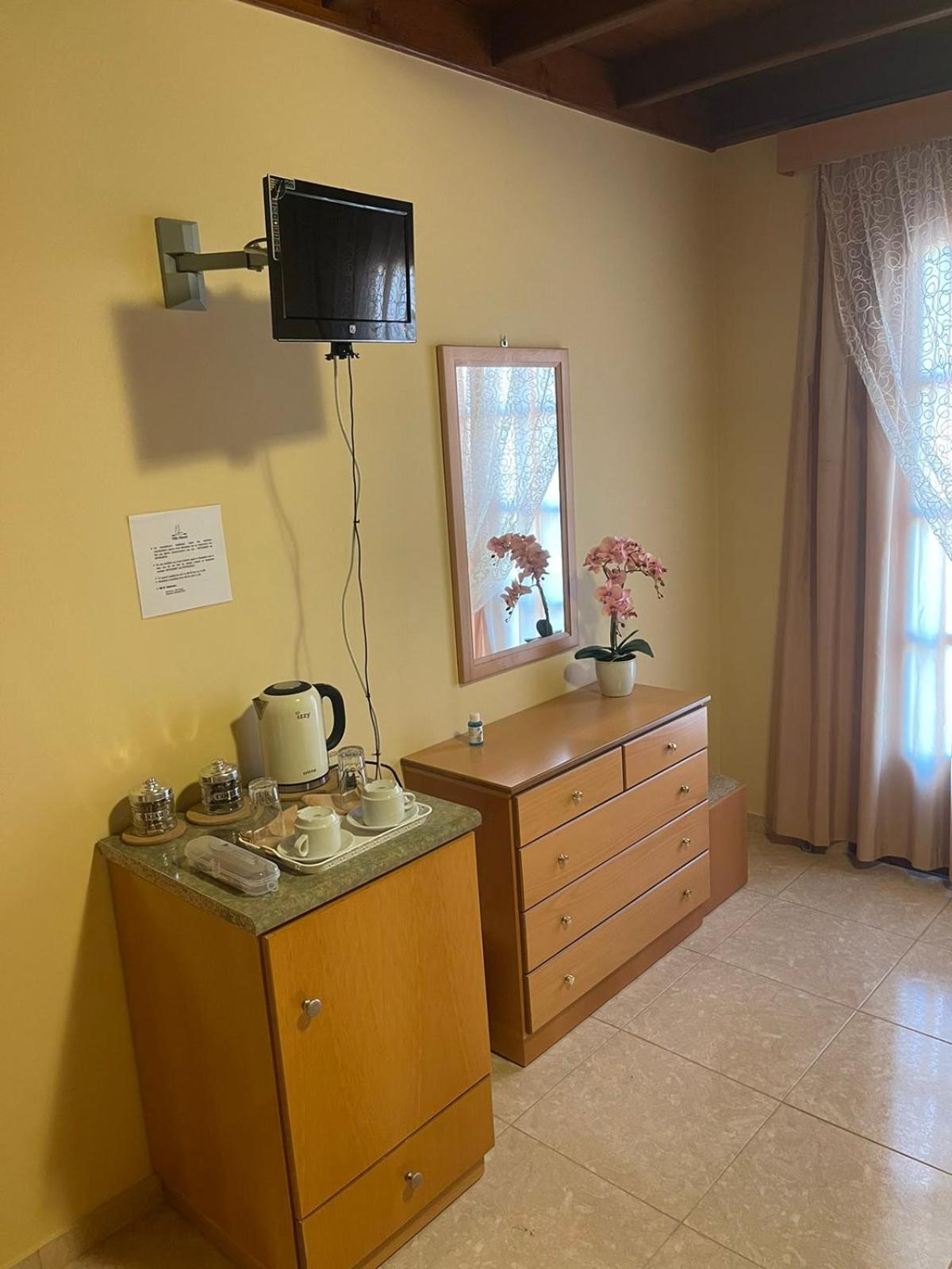 Villa Pinotsi Symi Bagian luar foto