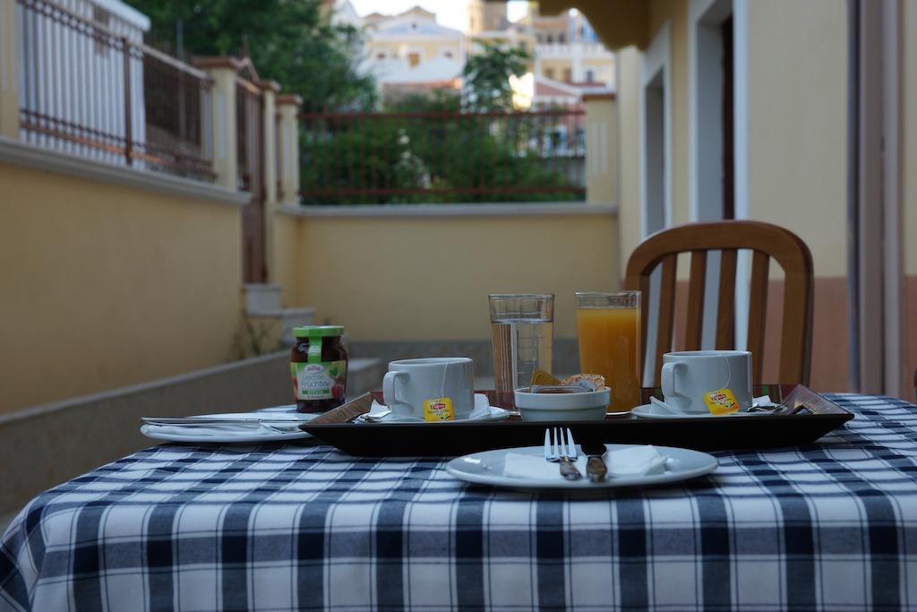 Villa Pinotsi Symi Bagian luar foto